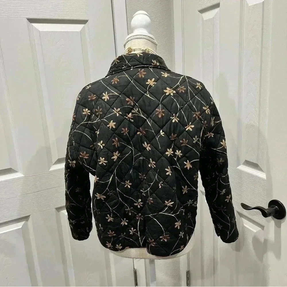 Reversible Quilted floral button front Jacket 100% silk with pockets - Picture 12 of 15